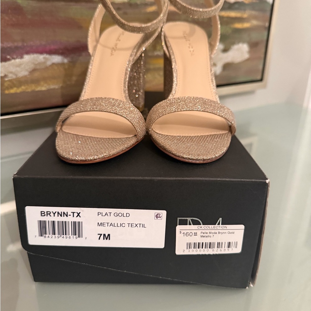 IC COLLECTION Gold Metallic Heels